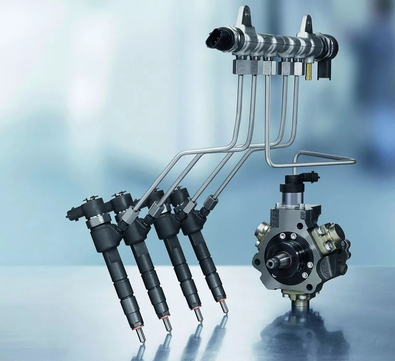 Автоматический электронный дизельный двигатель с системой впрыска топлива Common Rail