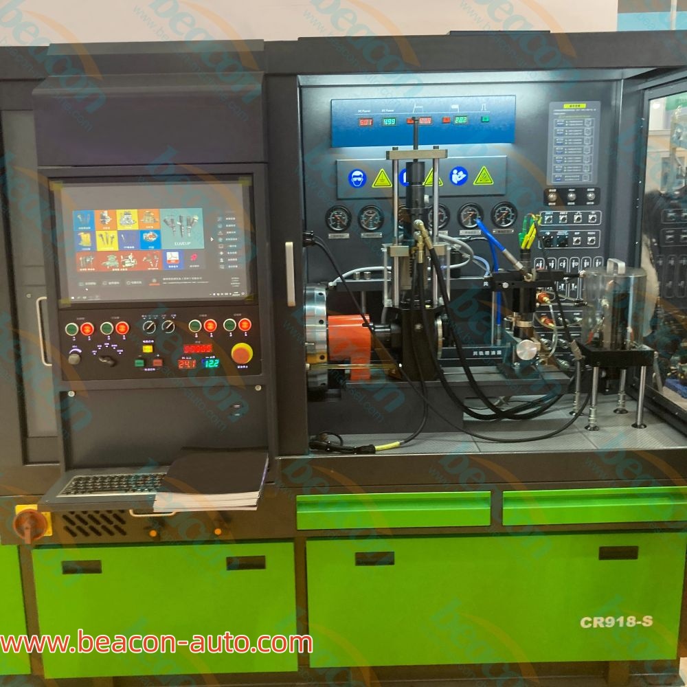Вид спереди на испытательный стенд топливного насоса высокого давления Common Rail CR918-S для дизельных двигателей